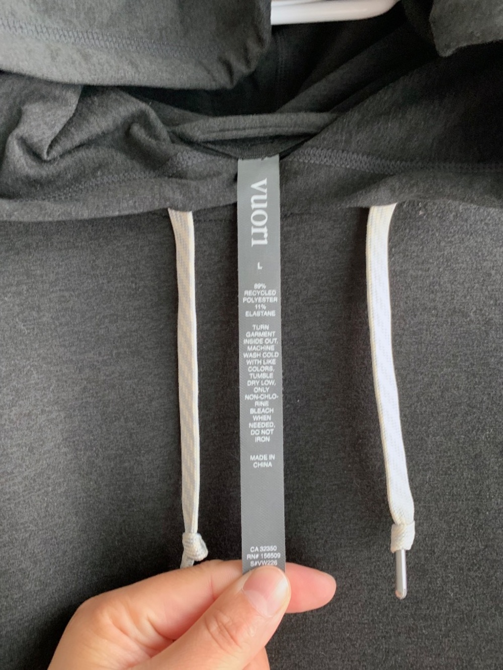 Vuori Halo Essential Hoodie Pullover Women's size L Black Heather - Picture 6 of 6